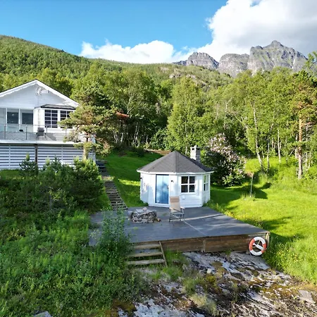 The Emerald Coast Dom wakacyjny Grov